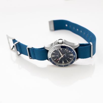 Hamilton Khaki Navy H82345941