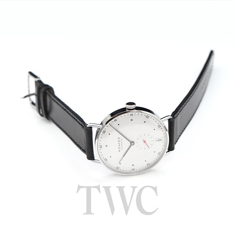 1102 Nomos Glashuette Metro