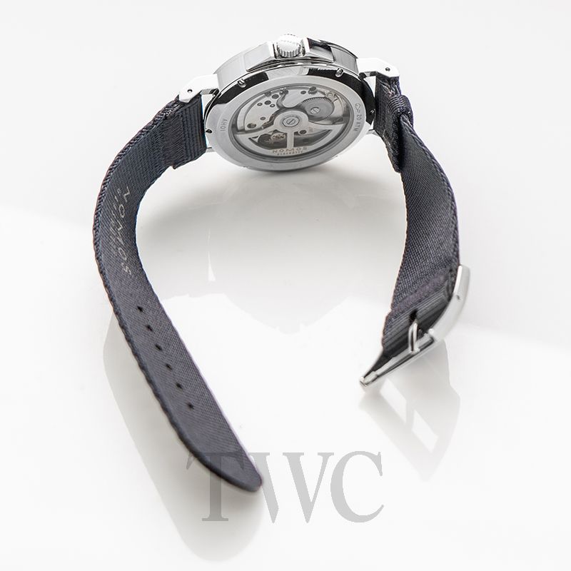 550 Nomos Glashuette Ahoi