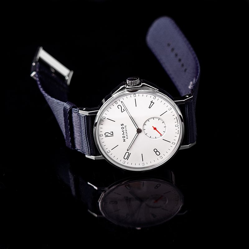 550 Nomos Glashuette Ahoi