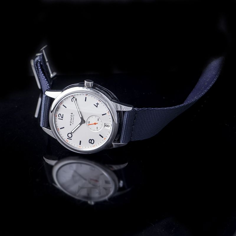 Nomos hotsell club 775