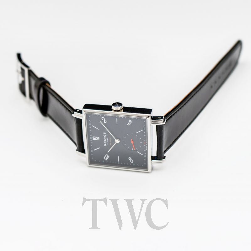 422 Nomos Glashuette Tetra