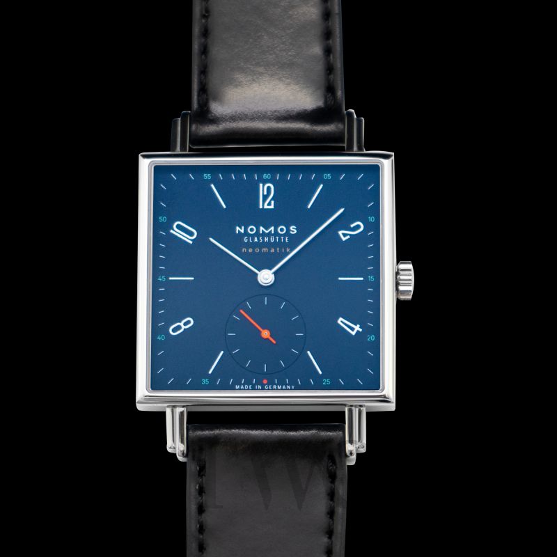 422 Nomos Glashuette Tetra