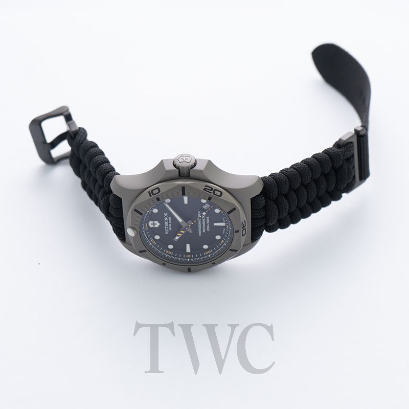 241812 victorinox hotsell