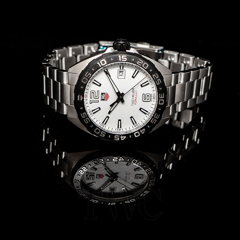 tag heuer waz1111
