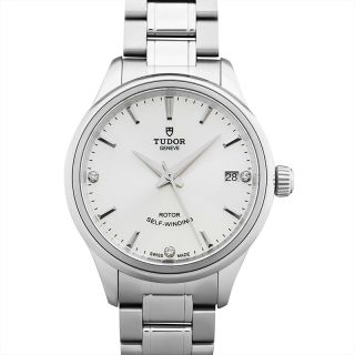 12500 0003 Tudor Style