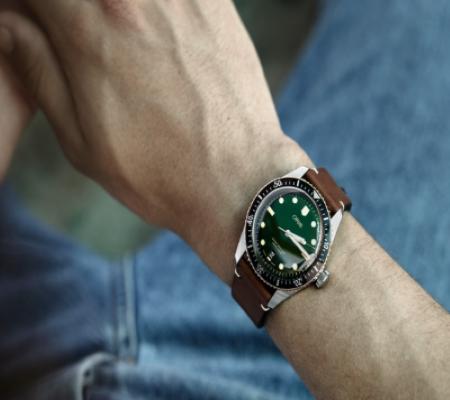 10 Must-Have Oris Divers Watches