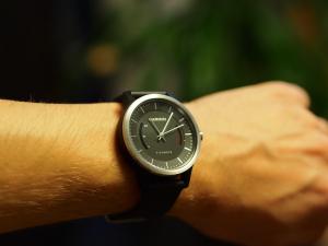 Garmin Vivomove: The Smartwatch Brand’s First Analogue Timekeeper