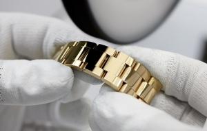 Rolex Jubilee Bracelet vs Rolex Oyster Bracelet: Which is Better?