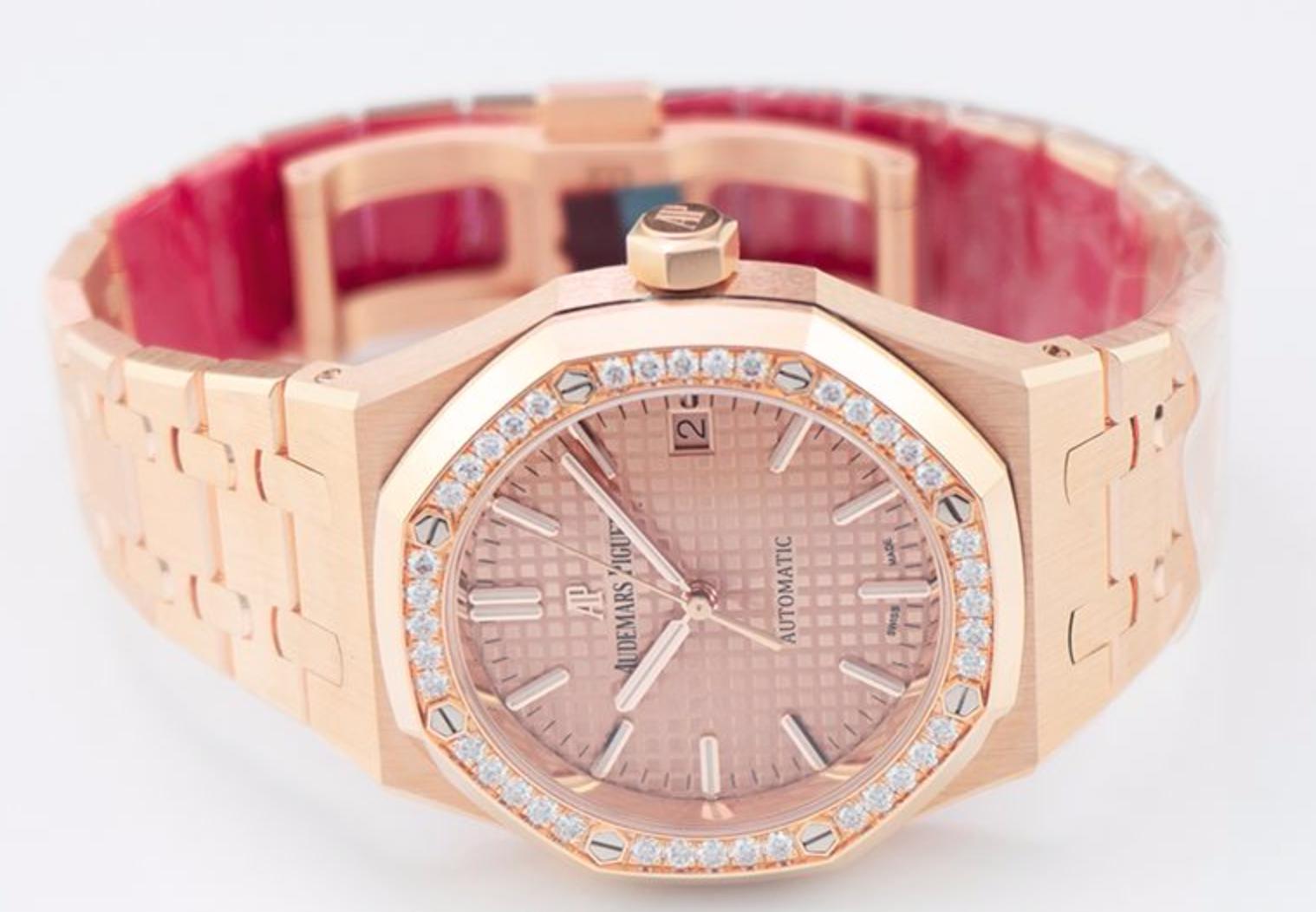 6 Best Gold Watches For The Investment-Savvy Woman