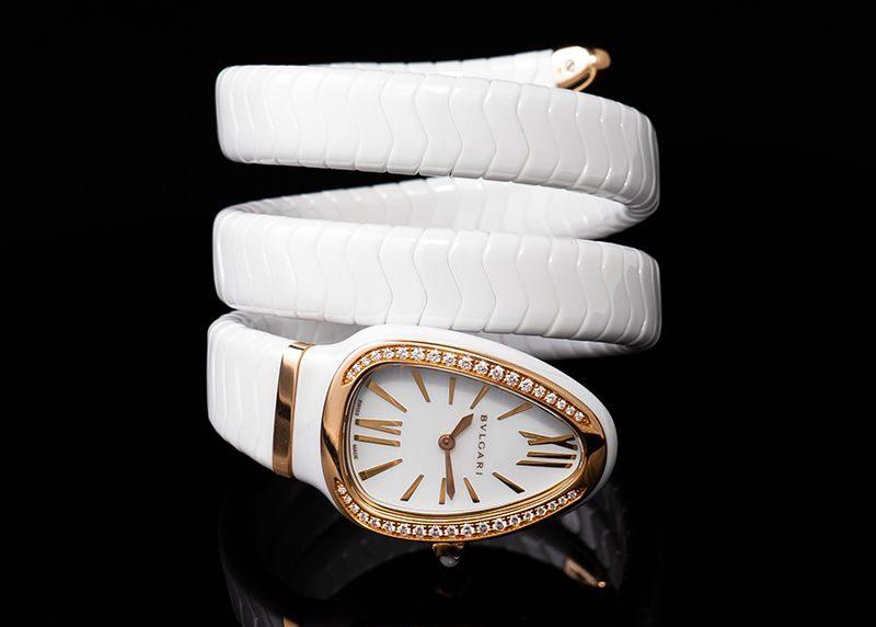 7 Trendiest White Watches for Women - The Watch Company