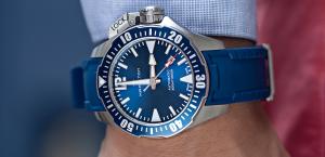 7 Best Hamilton Khaki Navy Watches for the Diving Devotees