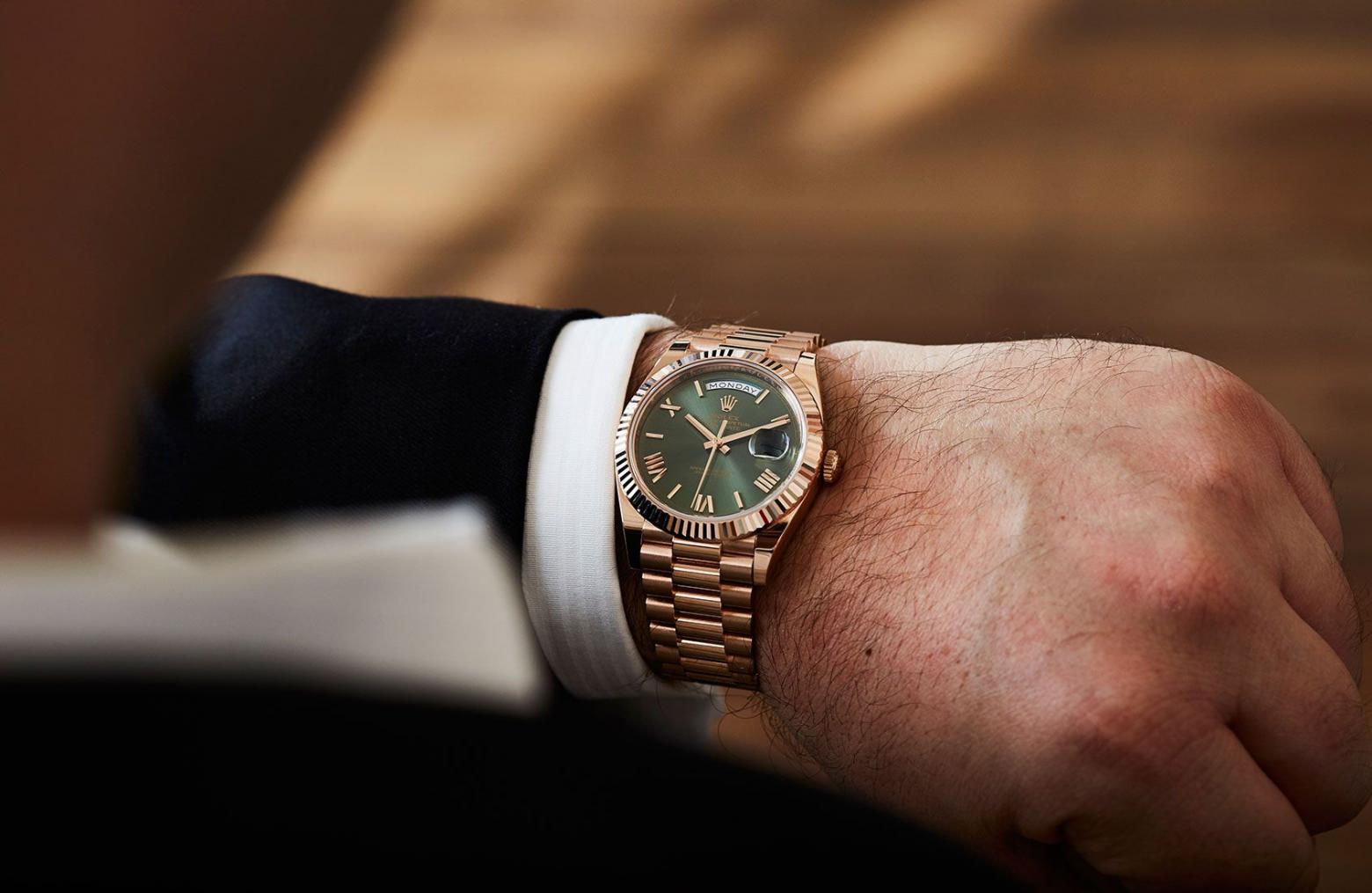 Erobrer konsulent Række ud The Rolex Presidential: What Makes This Watch So Prestigious - The Watch  Company