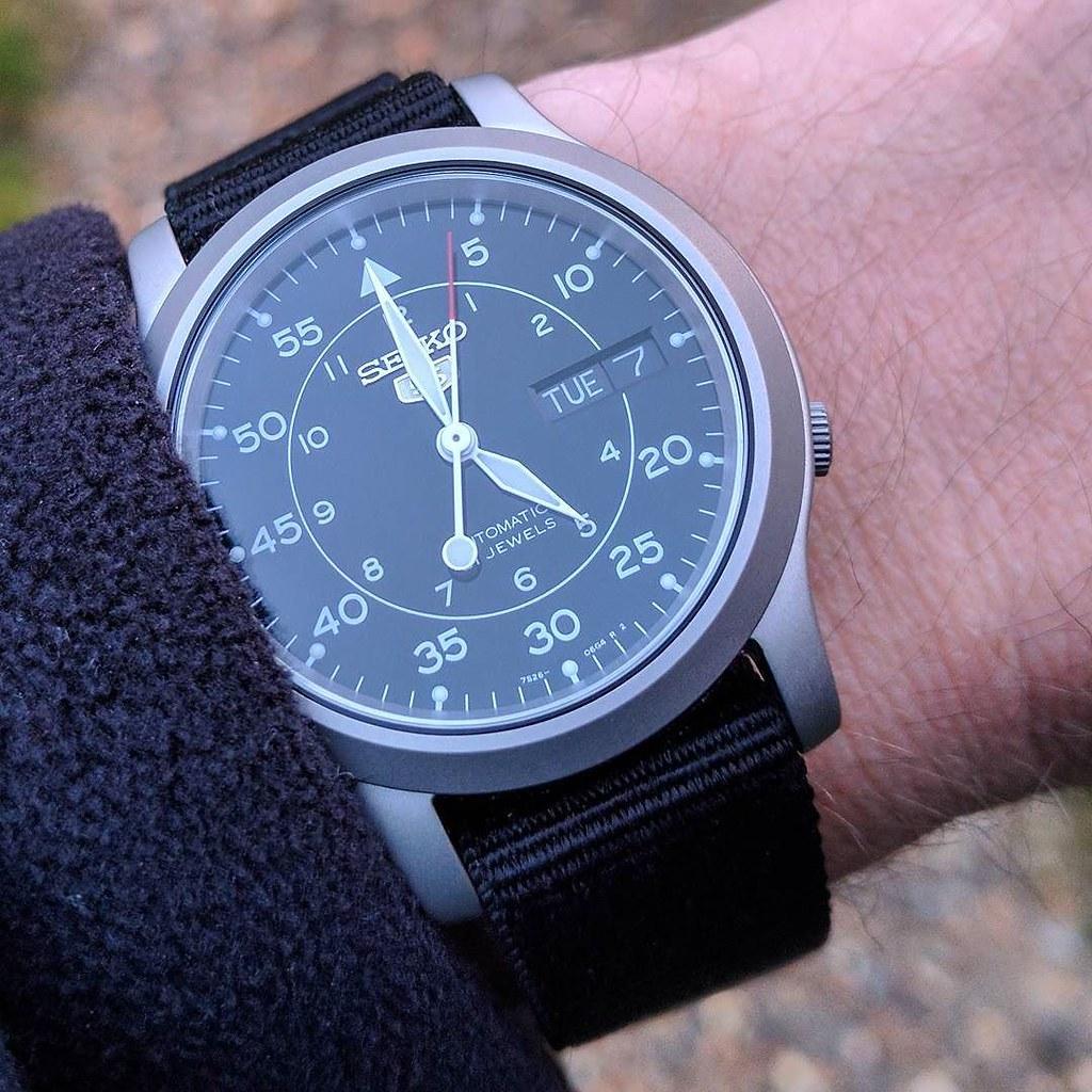 Uundgåelig Afstem renhed Seiko SNK809: Your Best First Automatic Watch - The Watch Company